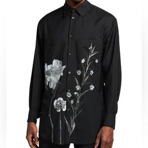 Valentino Black Floral Print Dress Shirt in Size 44.
